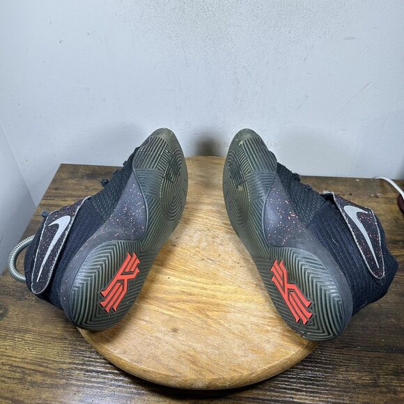 Nike Kyrie 2 Black Shoes Mens Size 8.5 Basketball 819583-006 main image 4